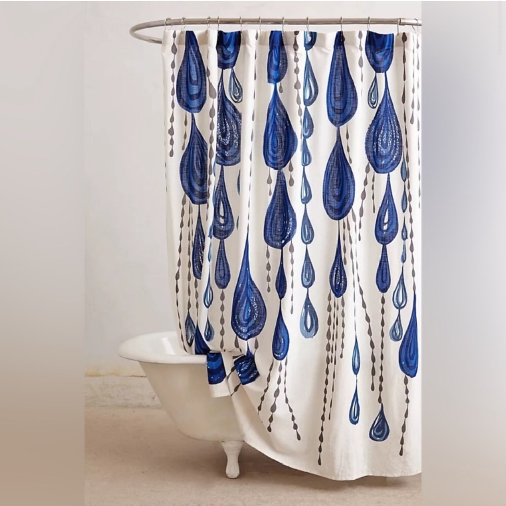 ISO!!!!!!!!!!👀         Anthropologie jardin des plantes raindrop shower curtain